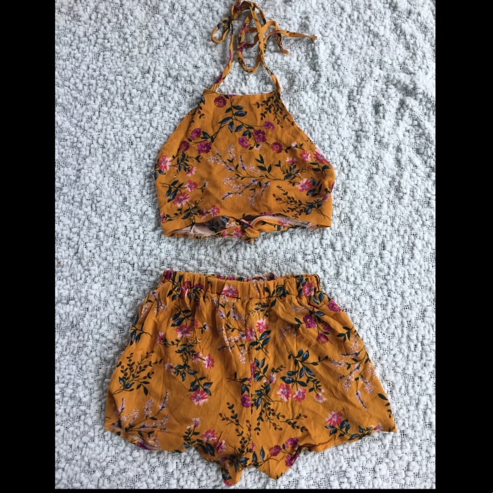 Two piece set